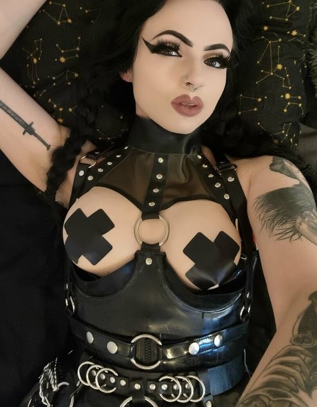 Empress Poison