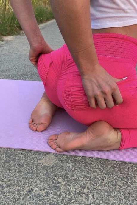 Nairasfeet