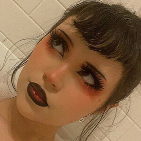 Naken läckt OnlyFans-bild av Xxgothbimboxx