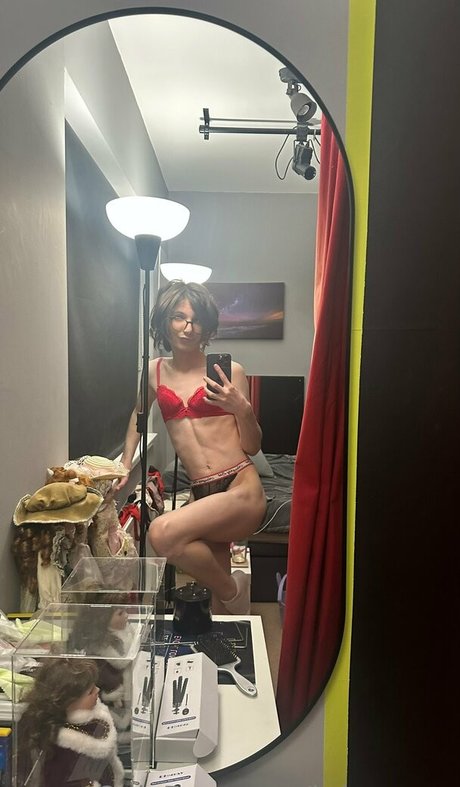 Naken läckt OnlyFans-bild av Krissrose