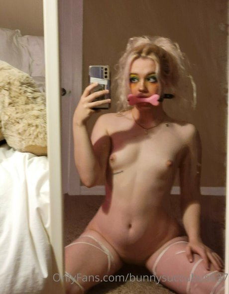 Naken lekkede OnlyFans-bilde av Bunnysuccubus637