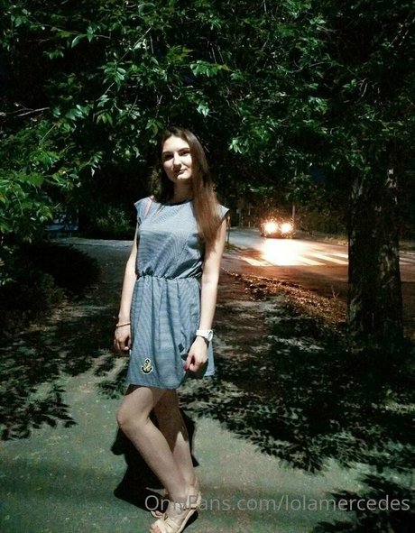 Naken läckt OnlyFans-bild av Lolamercedes