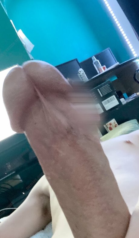 British-twinks