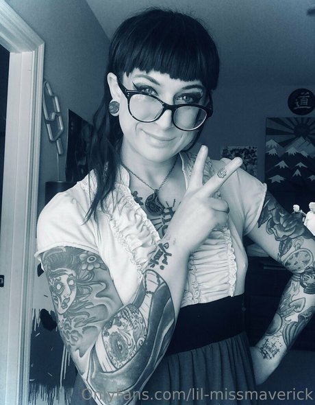 Nahá fotka uniklých OnlyFans od Lilmissmaverick
