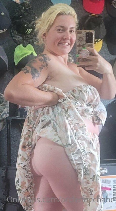 Arcfennecbabe