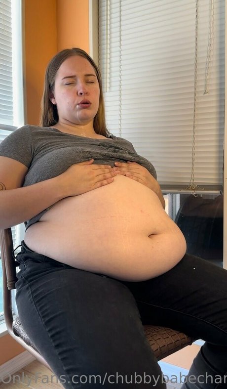 Nahá fotka uniklých OnlyFans od Chubbybabecharlie