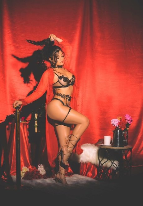 Foto nua vazada do OnlyFans de Yungflowerxxx