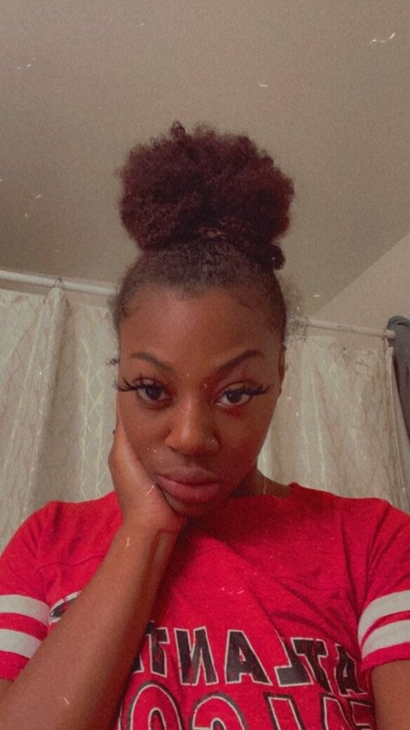 Missgoldencakes00