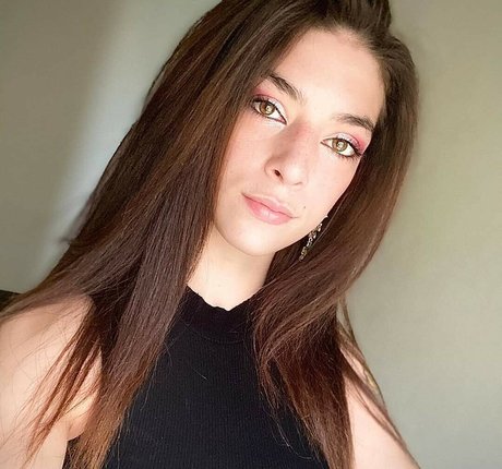 Foto desnuda filtrada de OnlyFans de Fantasy Layla