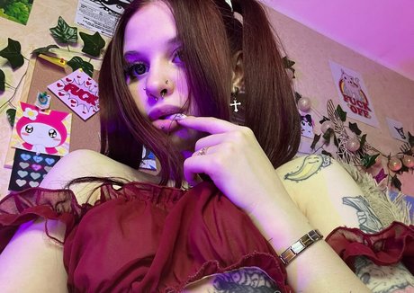 Alaston vuotanut OnlyFans-kuva Maaarynip