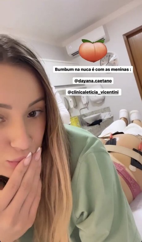 Naakte gelekte OnlyFans-foto van Larissa Scherrer