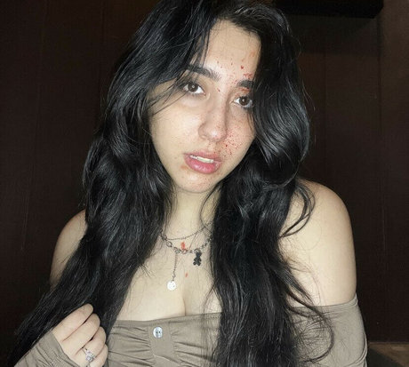 Nahá fotka uniklých OnlyFans od Jennmelon