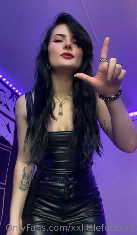 Xxlittlefootxx1