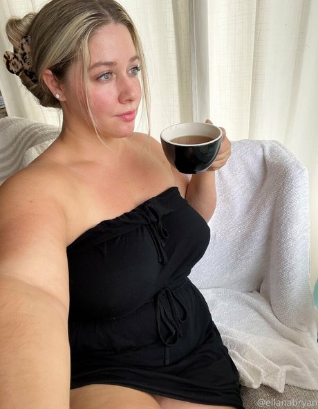 Ellanabryan  nude leaked OnlyFans photo