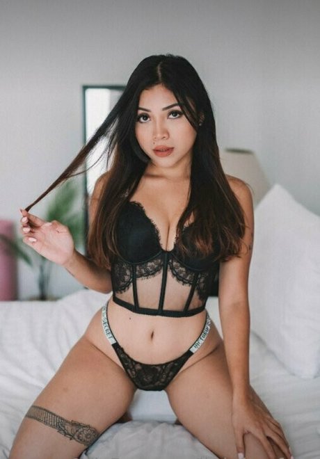 Littlefeyyfree OnlyFans