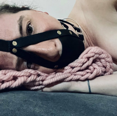 Aussiebondagegirl