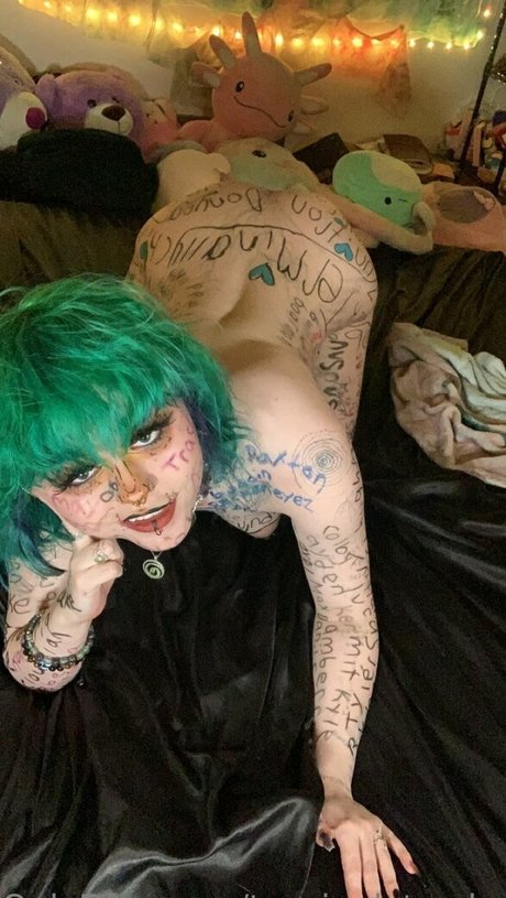 Teasinglytrashed