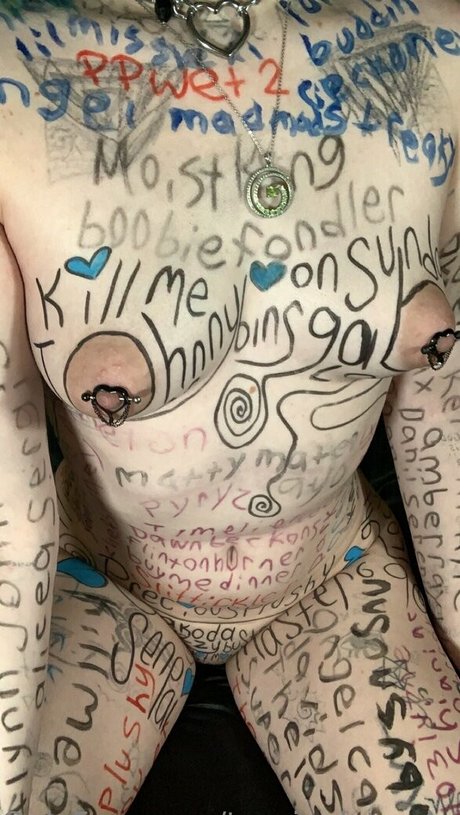 Teasinglytrashed