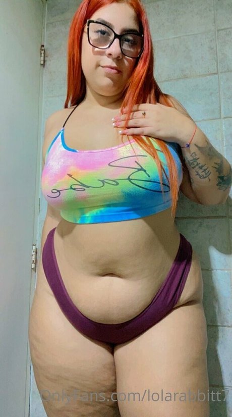 Nacktes geleaktes OnlyFans-Foto von Lolarabbitt7