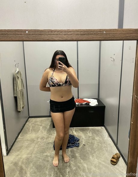 Foto nua vazada do OnlyFans de Loserlexxxfree