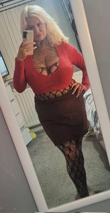 Nahá fotka uniklých OnlyFans od Katherine Masterman