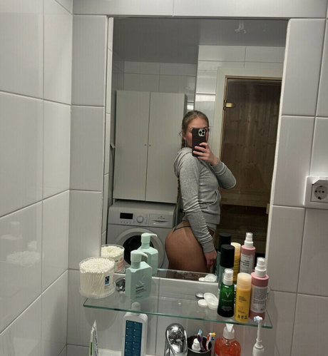 Foto nua vazada do OnlyFans de Dicte Degn