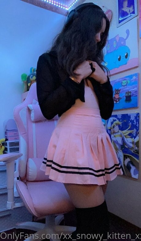 Foto desnuda filtrada de OnlyFans de Snowykittengames