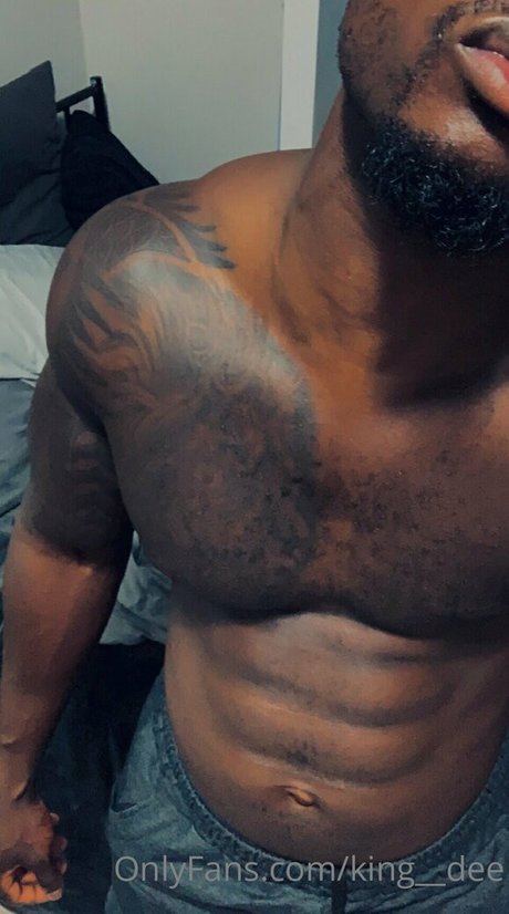 Foto desnuda filtrada de OnlyFans de Kingdee