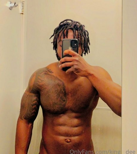 Nahá fotka uniklých OnlyFans od Kingdee