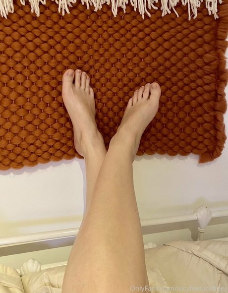 Lucyfeetandtoes  nude leaked OnlyFans photo