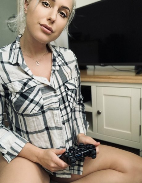 Nahá fotka uniklých OnlyFans od Jenny James