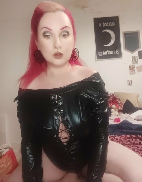 Nøgent lækket OnlyFans-billede af Roxystardust