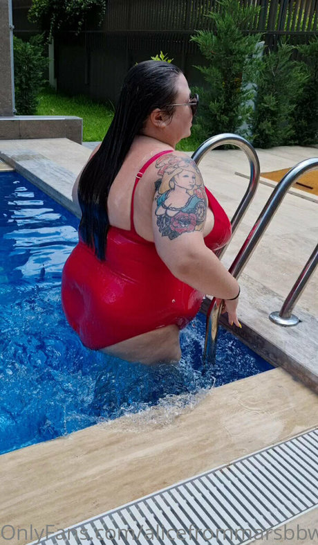 Alicefrommarsbbw OnlyFans泄露裸照