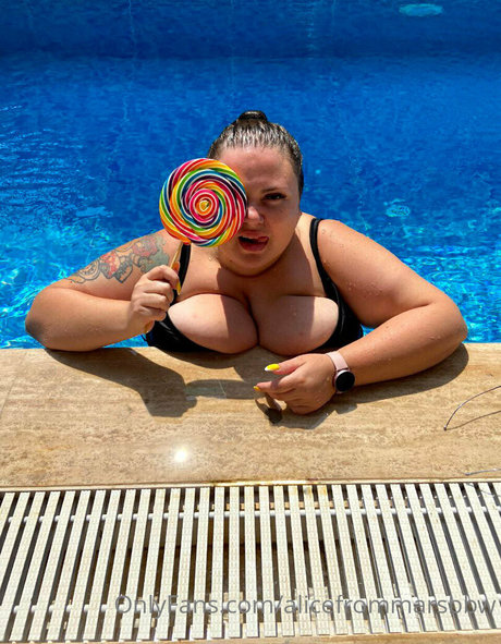 Alicefrommarsbbw