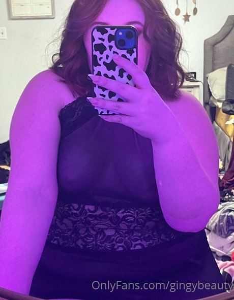 Naken läckt OnlyFans-bild av Gingybeauty