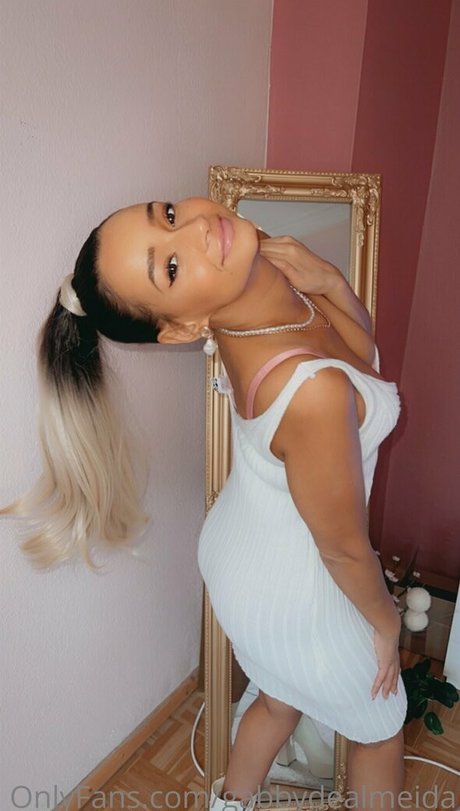 Gabbydealmeida