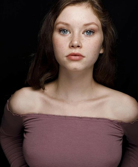 Nahá fotka uniklých OnlyFans od Lilyana Alexander