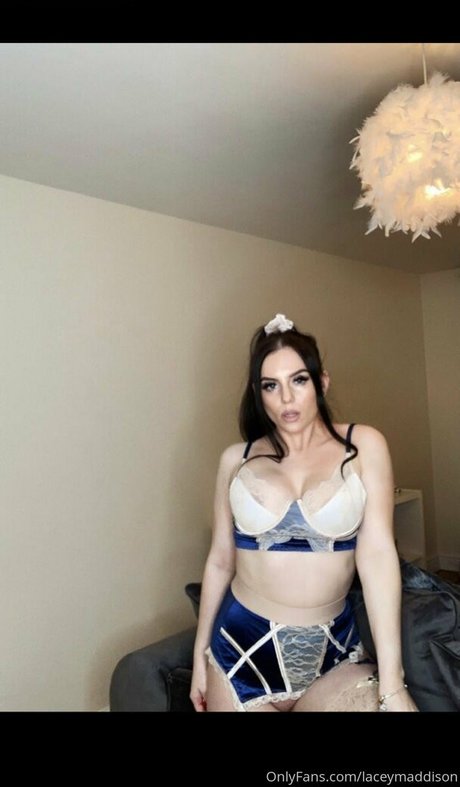 Naken lekkede OnlyFans-bilde av Laceymaddison