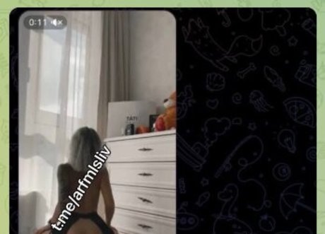 Alasti lekkinud OnlyFans-i pilt Arfml