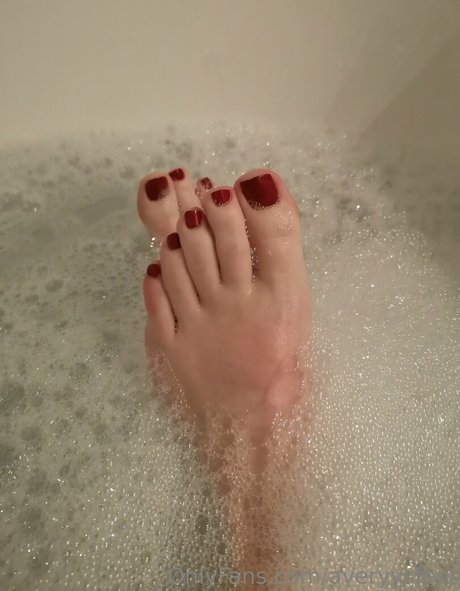 Foto desnuda filtrada de OnlyFans de Averyysfeet
