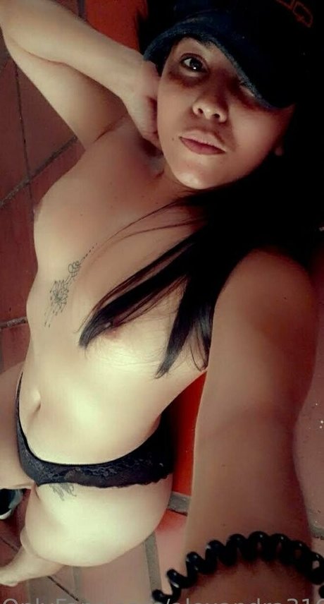 Alexandra31628