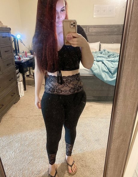 Naken lekkede OnlyFans-bilde av Neighborgirlxo