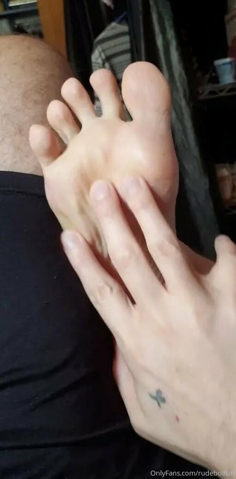 Naken lekkede OnlyFans-bilde av Rudeboifun