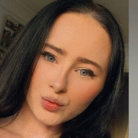 Alaston vuotanut OnlyFans-kuva Morgan Owen