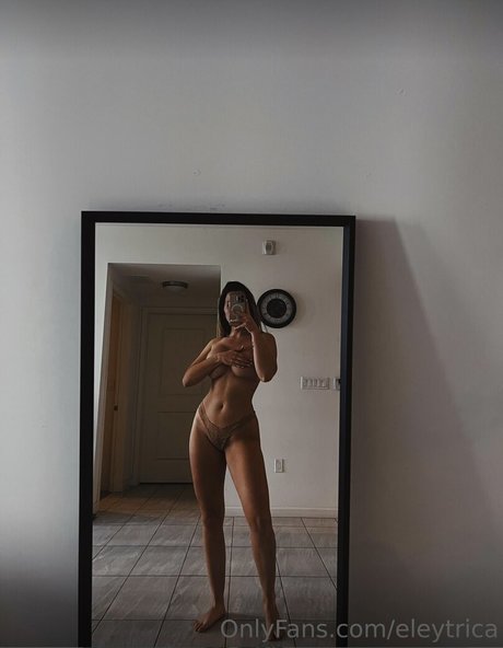 Foto desnuda filtrada de OnlyFans de Eleyna Leon