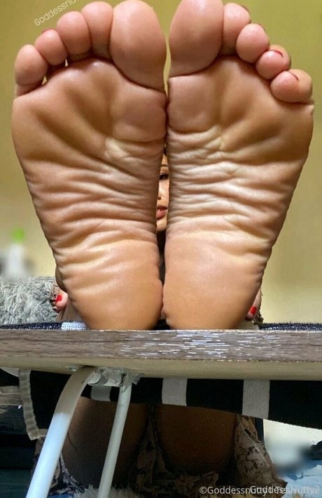 Alasti lekkinud OnlyFans-i pilt Goddessnutty2