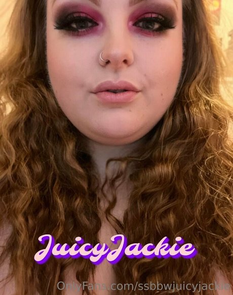 Naakte gelekte OnlyFans-foto van Ssbbwjuicyjackie