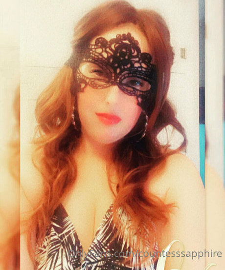 Naken läckt OnlyFans-bild av Countesssapphire