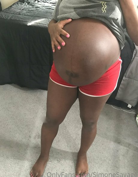 Nahá fotka uniklých OnlyFans od Simonesavage