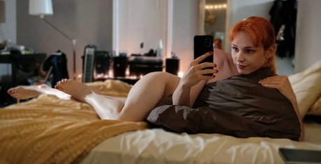 Nacktes geleaktes OnlyFans-Foto von Joanie Maronie
